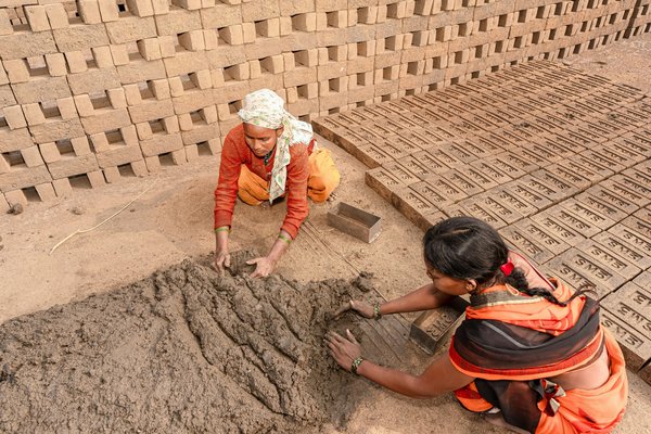 L'art de la fabrication de briques en terre cuite durable
